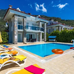 Villa Yasam Park Rena Villalari Oeluedeniz, Fethiye
